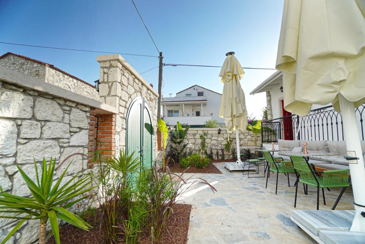 Pom Alacati Boutique Otel Cesme Exterior photo