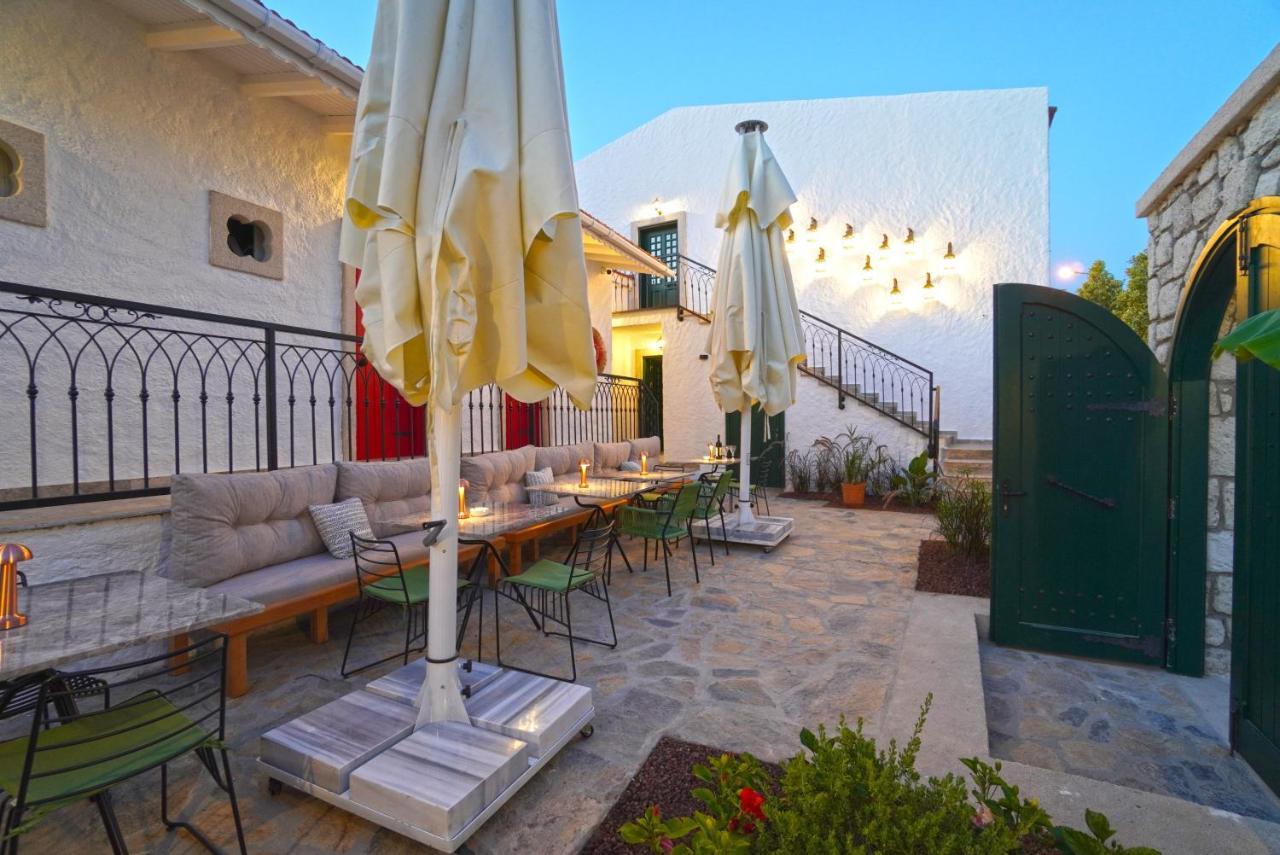 Pom Alacati Boutique Otel Cesme Exterior photo