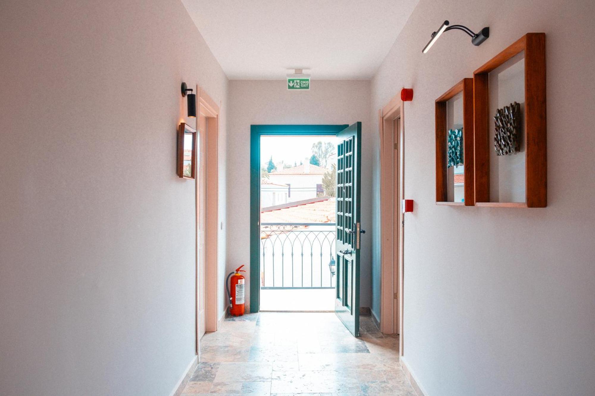 Pom Alacati Boutique Otel Cesme Exterior photo
