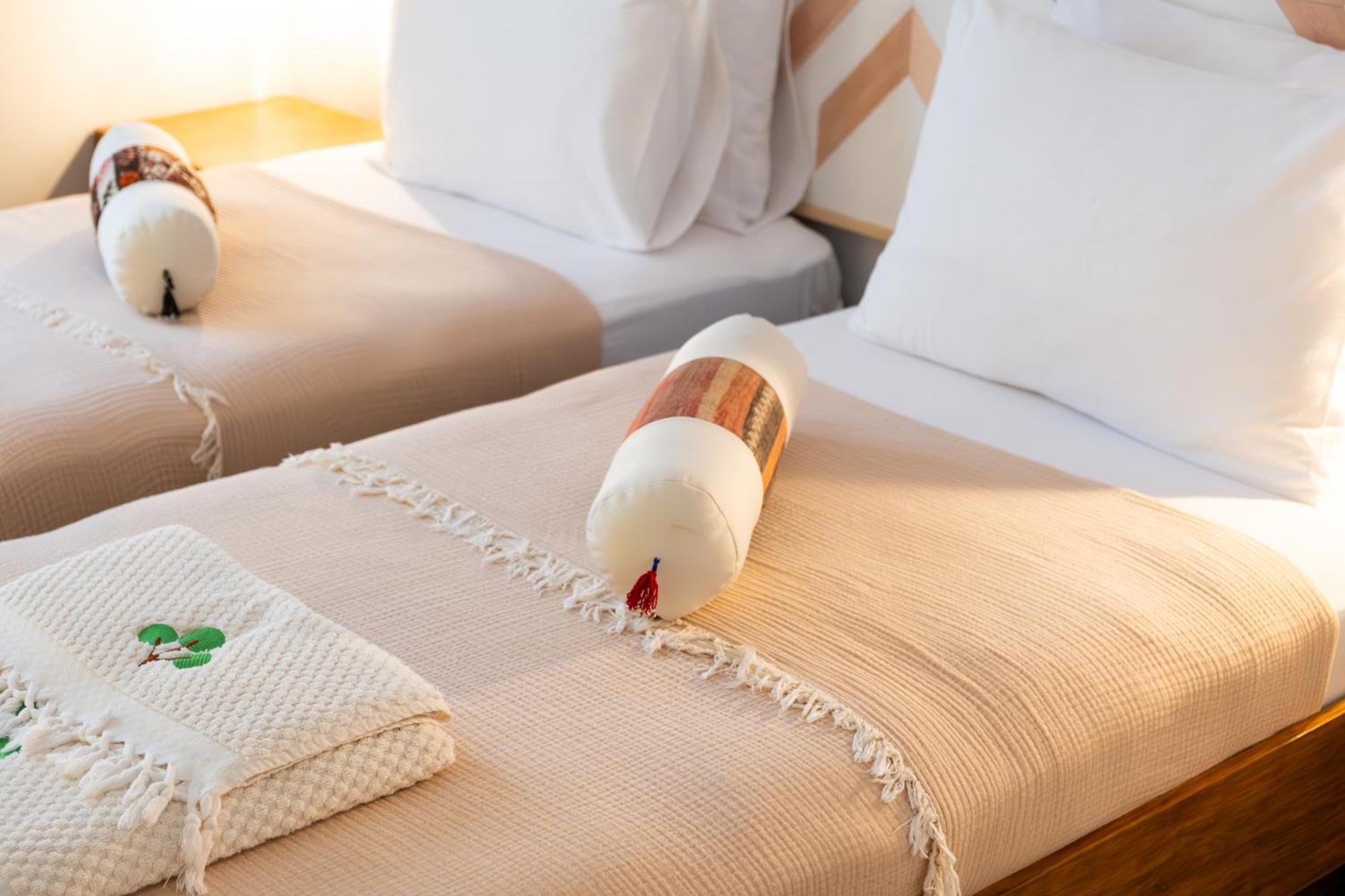 Pom Alacati Boutique Otel Cesme Exterior photo